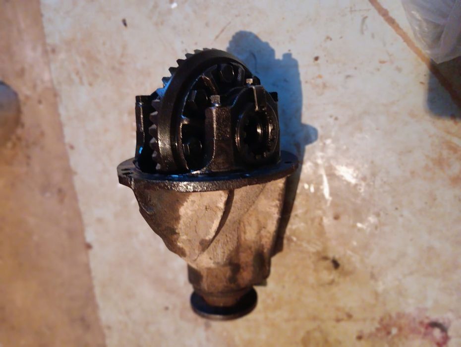 Продам Редуктор жигули 2107