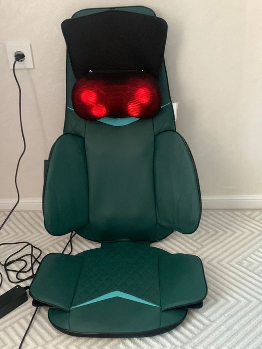Продам кресло массажный