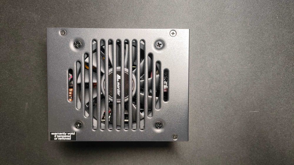 Продаю блок питания SFX