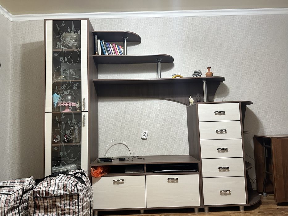 Стенка шкаф в гостиную