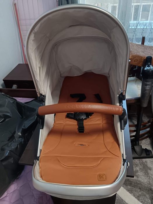 Комбинирана бебешка  количка Kikkaboo Divaina 2в1