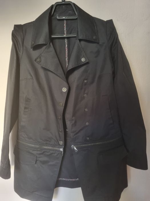 Тренчкот на Cop.Copine-черен цвят