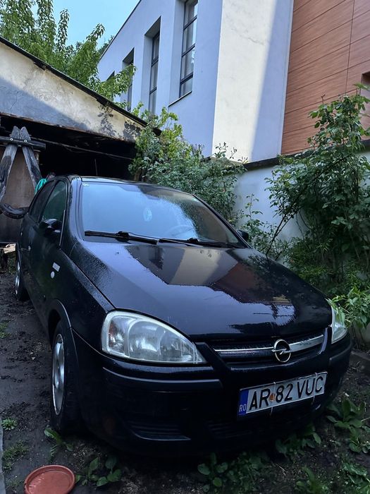 Vând Opel corsa 2004