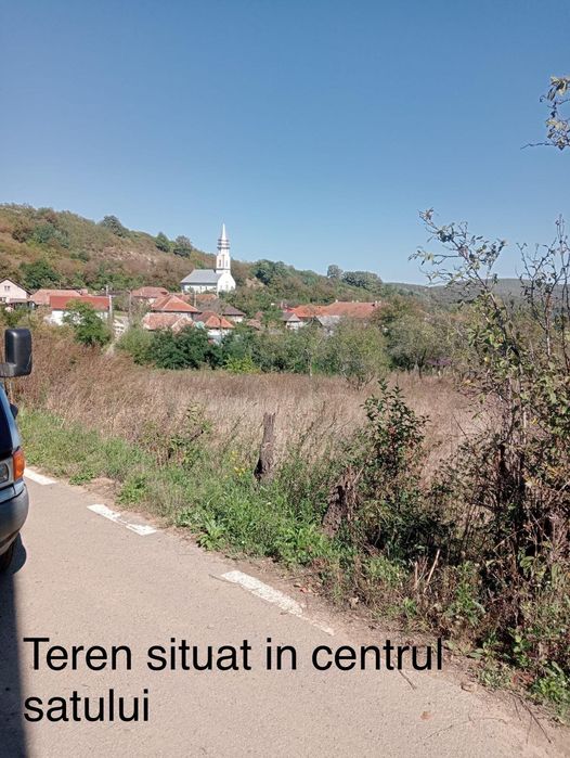 De vânzare teren in Moigrad 50 ari