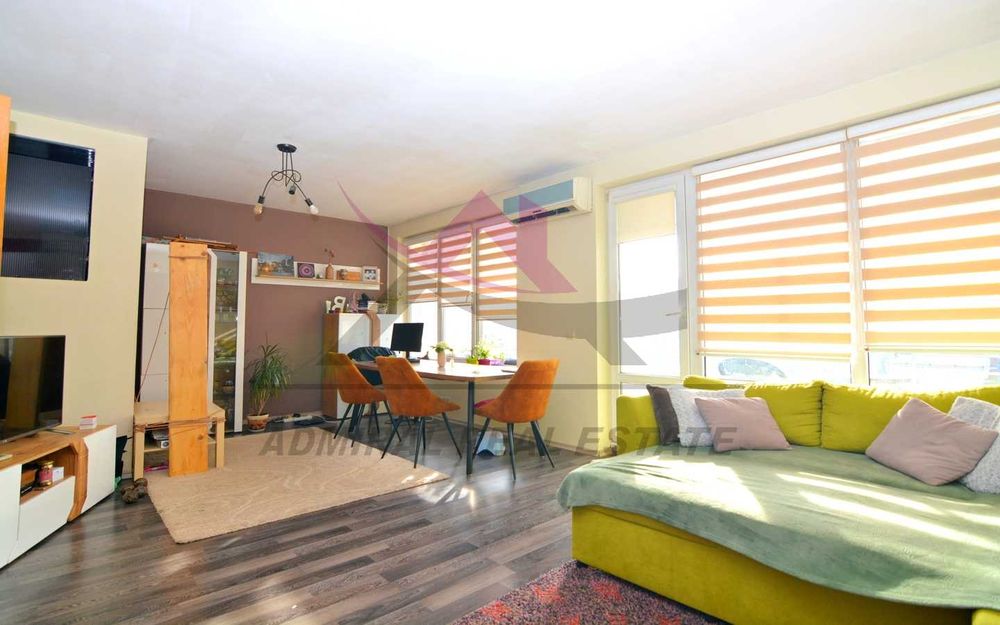 Дава се под наем Мезонет в Варна, Лятно кино Тракия - 138 кв.м за 747.66 € - Снимка #1