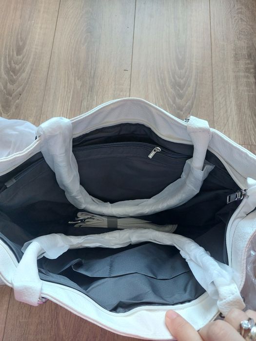 Дамска     чанта