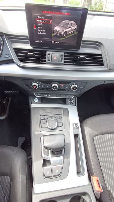 Audi Q5  QUATRO S LINE  2.0 .190cp..2019 ..RATE*200 000 km