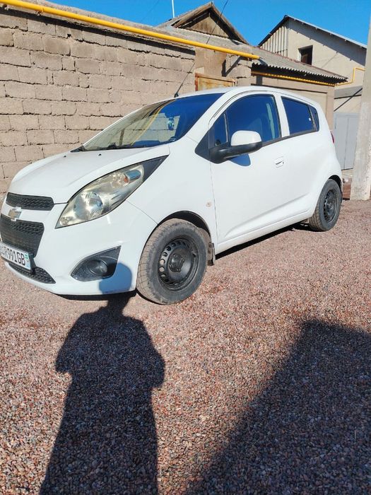 Spark sotiladi srochna