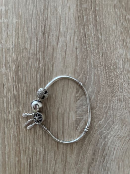 Vand bratara Pandora