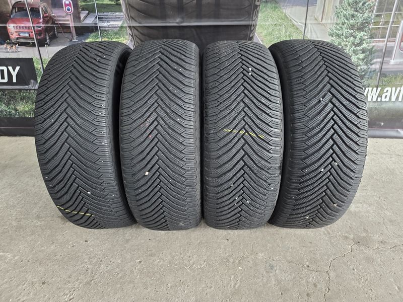 235/55/18 MICHELIN 4бр