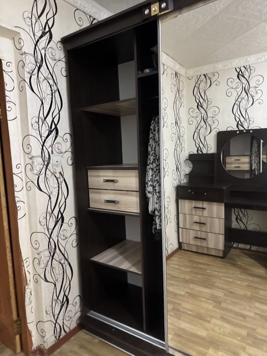 ПРОДАЕТСЯ мебель для спальни