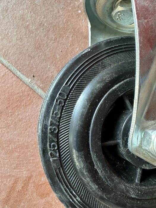 Колело въртящо ф 125