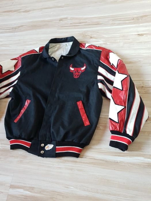 Оригинално мъжко яке на Chicago Bulls NBA Disigned by Jeff Hamilton