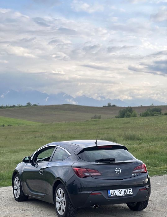 Opel Astra J GTC 2012  1.6T 180cp