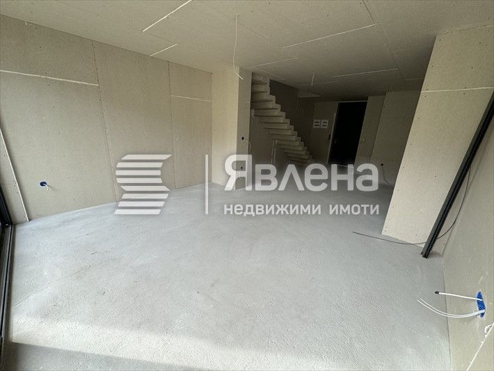 Продава се Къща в София, Бояна - 241 кв.м за 1494 €/кв.м - Снимка #2