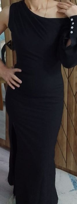 Продам платье женское