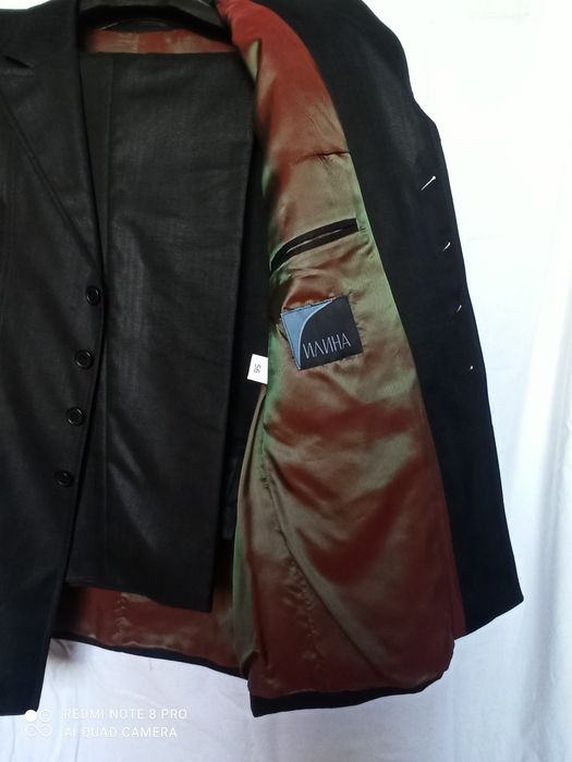 Официални костюми