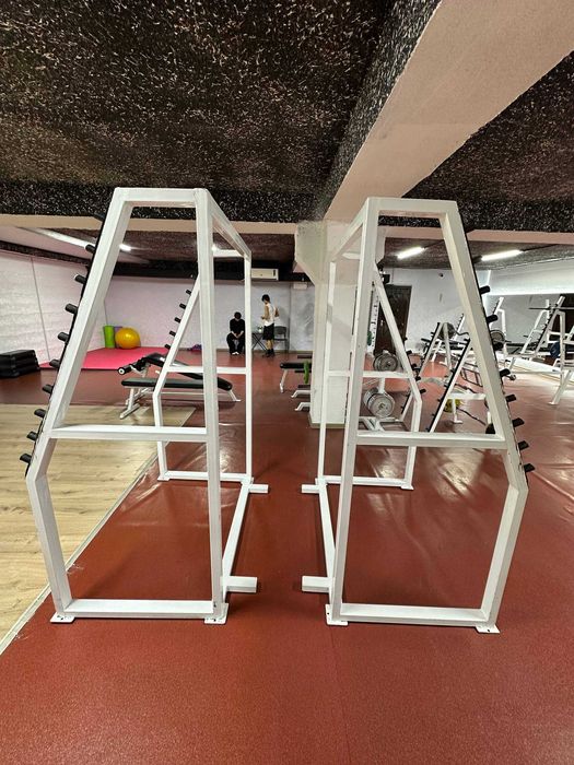 Стойка для приседаний / жимов универсальная