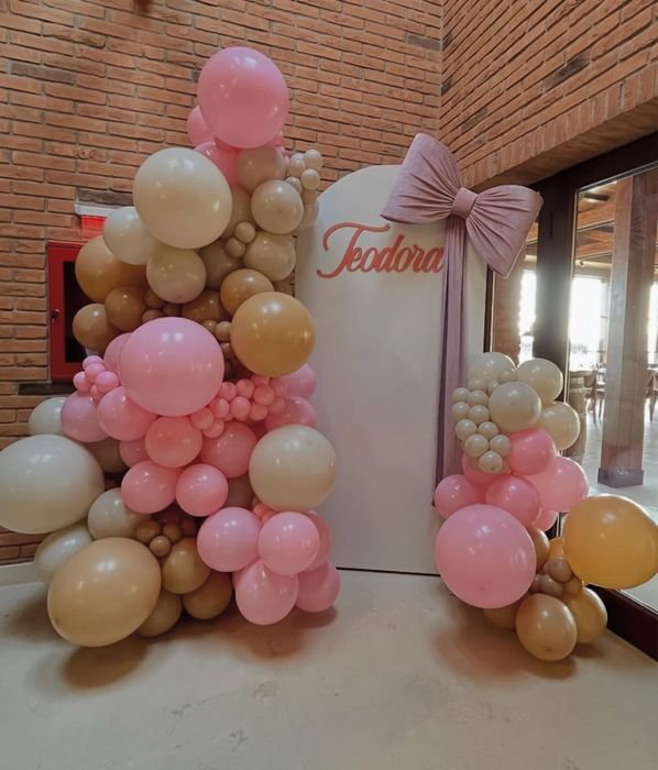 Aranjamente cu baloane