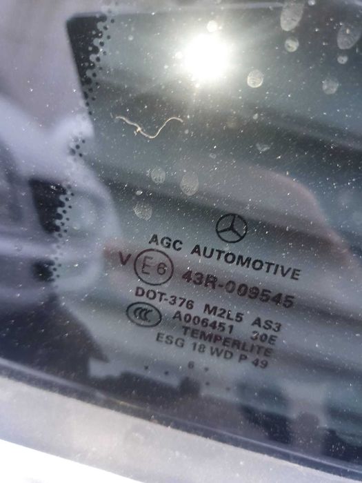 Мерцедес ГЛС Mercedes GLS W166 задна дясна врата стъкло повдигач