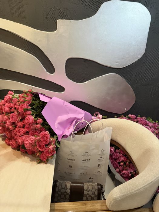 Продам срочно цветы кустовых роз