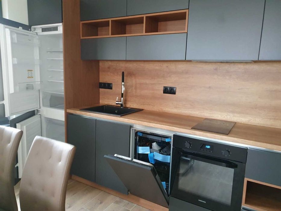 Дава се под наем Двустаен апартамент в София, Младост 2 - 60 кв.м за 920 € - Снимка #2