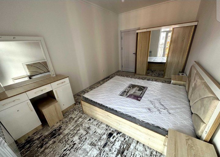 Yakkasaroy Oybek metrosi yaqinida maklersiz kvartira ijaraga beriladi