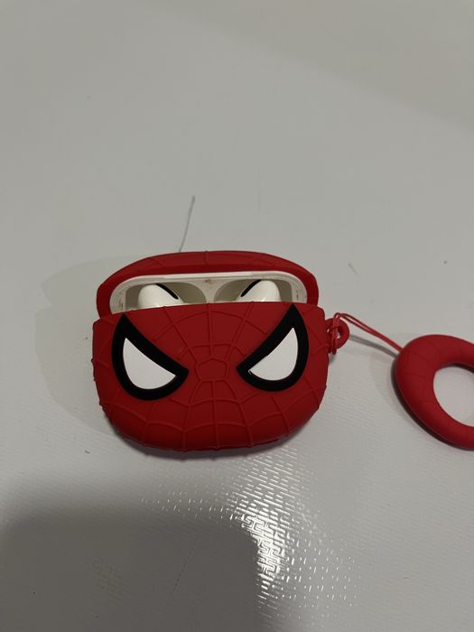Чехол на Airpods pro3