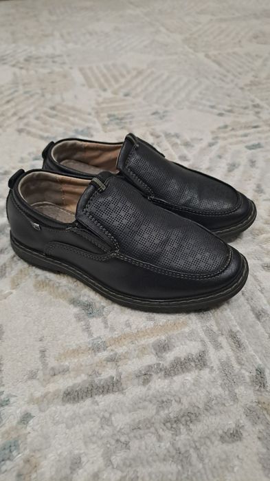 Обувь туфли на мальчика 26-29 размер