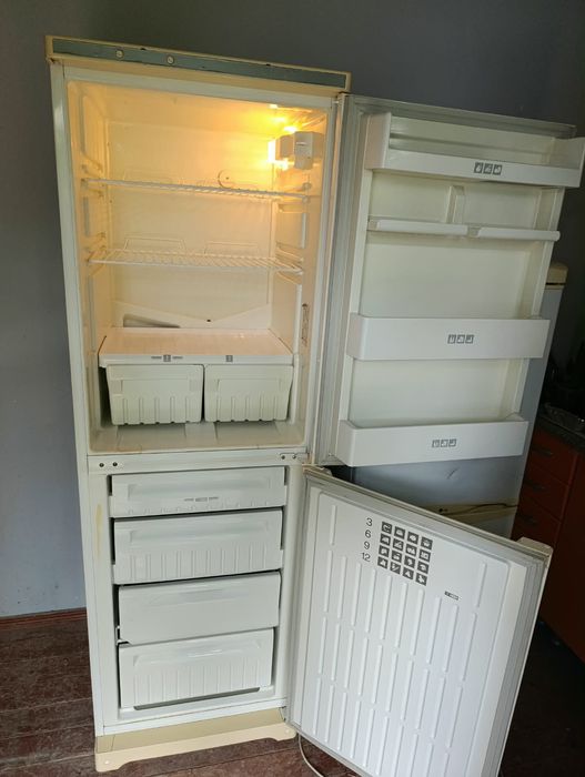 Продам холодильник