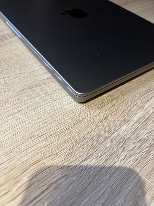 MacBook Pro 14 m1pro 16/512