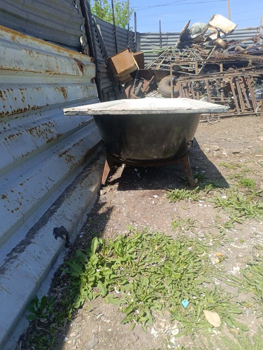 Продам ванну в отл.состоянии.