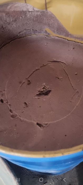 Шоколад сотилади кондитерский цехларга 3 тонна бор, бочкада 280 кг дан