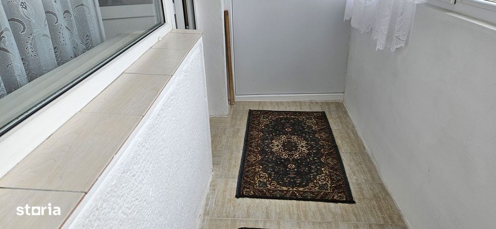Vand apartament 2 camere in Deva, zona Constructorilor, etaj 3,