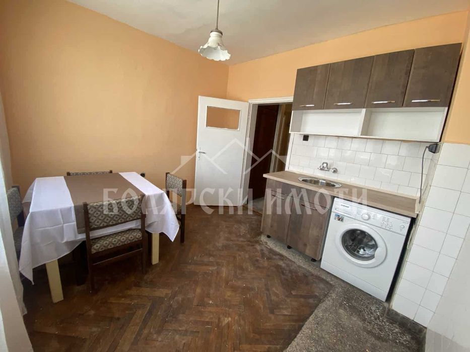 Продава се Двустаен апартамент в Павликени - 65 кв.м за 732 €/кв.м - Снимка #1