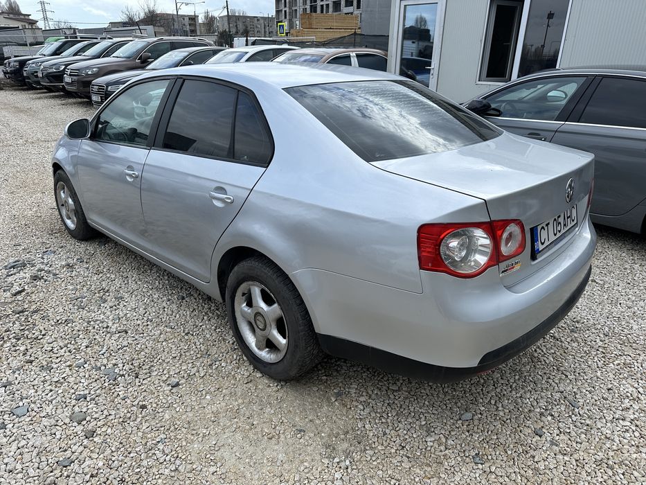 VOLKSWAGEN Golf 2006 — imagine 5