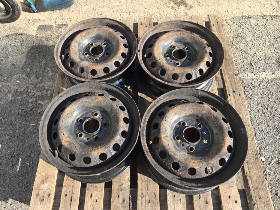 15 цола 5 х 114,3 мм Хюндай / КИЯ / Мазда / Митсубиши - 6 Инча / ЕТ 48