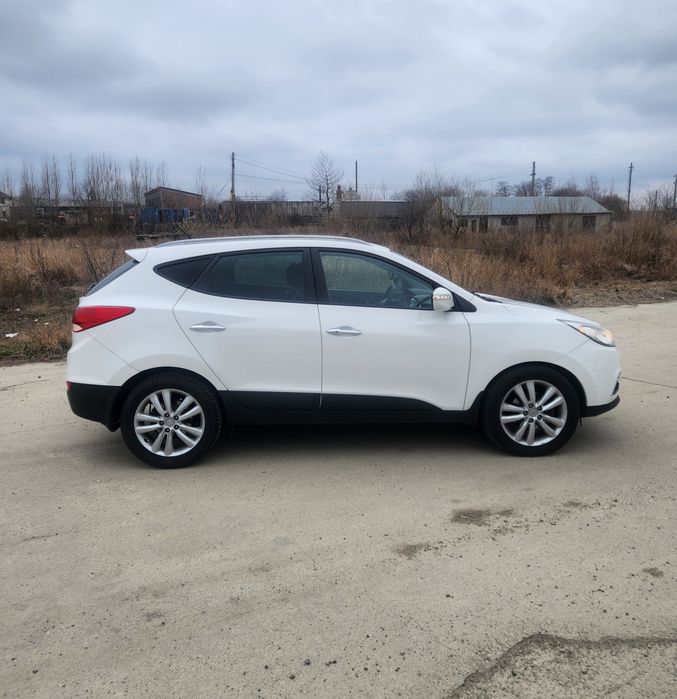 Hyundai ix35 4x4 2.0 crdi 2012 fiscal, cutia da șuturi la rece , funcțională