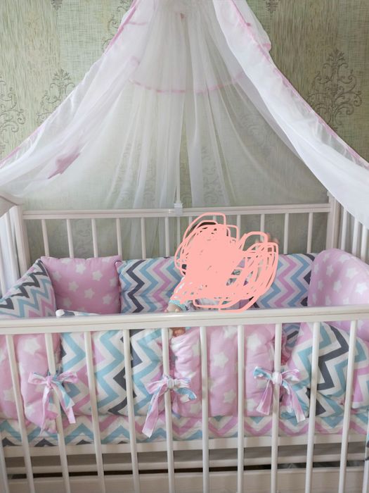 Продам кроватку с матрацем