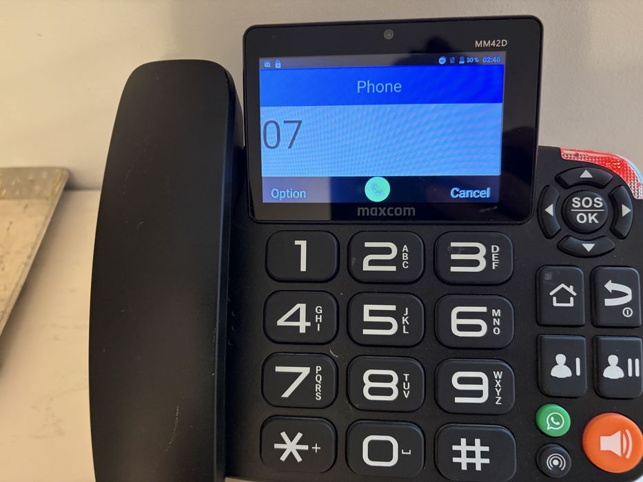 Telefon mobil Maxcom MM42D 4G