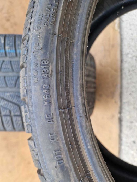2 Pirelli R20 295/30 Зимни гуми  DOT4318