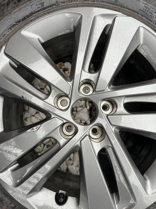 anvelope NOI.0km. Ford traveller/peugeot/ toyota 215/60/17C michelin