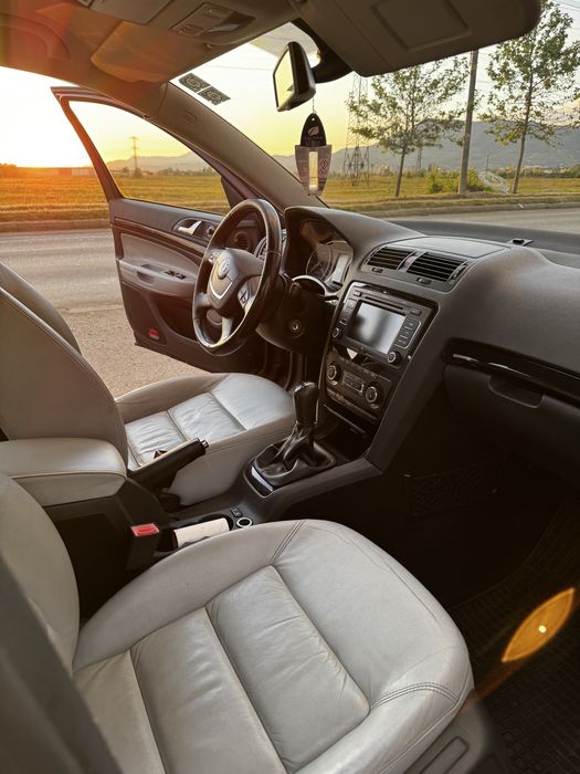 Skoda Octavia Laurin & Klement 2.0 TDI 2012 -Full Dotări- Întreținută