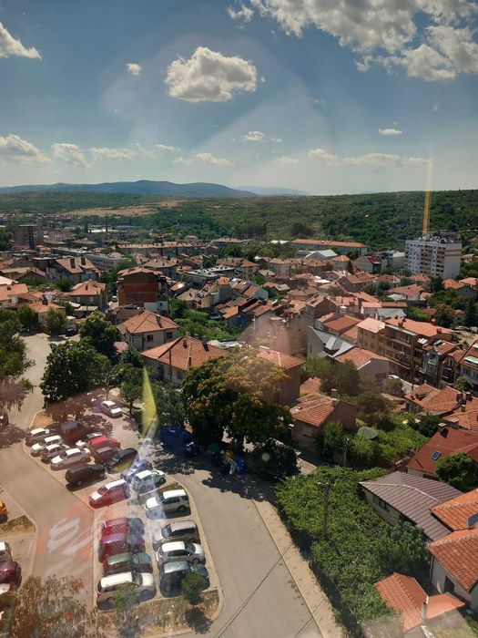 Продава се Тристаен апартамент в Дупница - 80 кв.м за 938 €/кв.м - Снимка #1