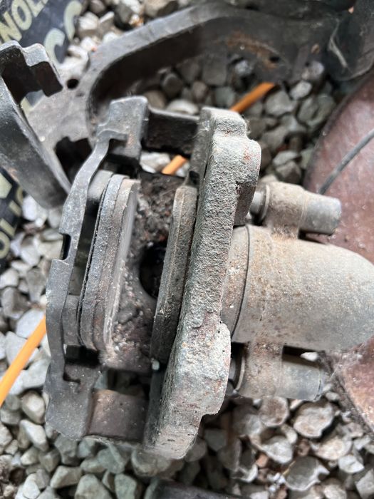 Дискове и Накладки/ Апарти BMW Е60/61 535