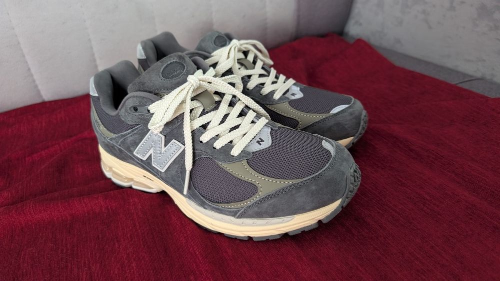 New Balance 2002r — Серая классика