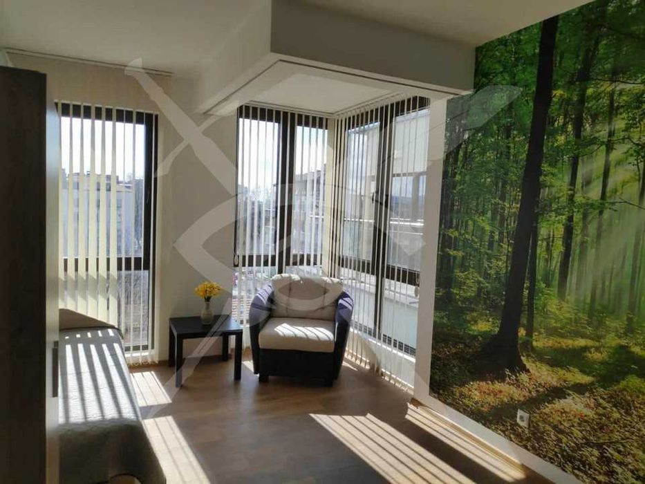 Дава се под наем Тристаен апартамент в Варна, Център - 112 кв.м за 750 € - Снимка #4