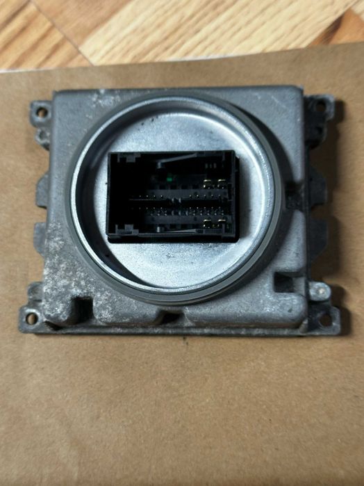 Lot componente far stanga LED Matrix Audi/VW/Porsche 8W0941035