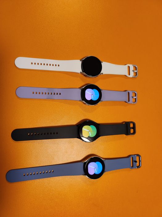 Samsung Watch 5 40mm Lte, cu esim, in stare buna factura ,garantie