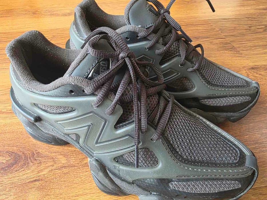 Дамски маратонки/нови/New Balance 9060